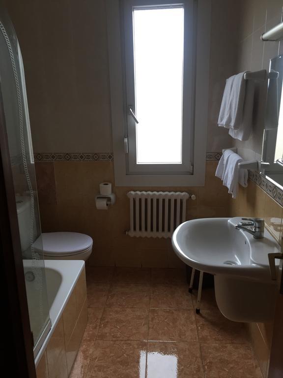 Hostal Pancorbo Ngoại thất bức ảnh